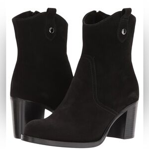 La CANADIENNE Black Suede Ankle Booties